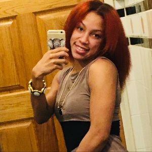 Meet your Posher, Shay